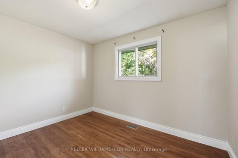 Photo 19 at 103 Harris Place, Nepean (Meadowlands/St. Claire Gardens), Ottawa