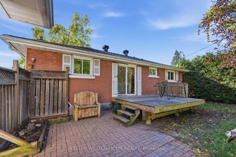 Photo 32 at 103 Harris Place, Nepean (Meadowlands/St. Claire Gardens), Ottawa