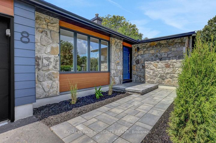 Photo 1 at 8 Brian Crescent, Nepean (Bruce Farm/Graham Park/Qualicum/Bellands), Ottawa