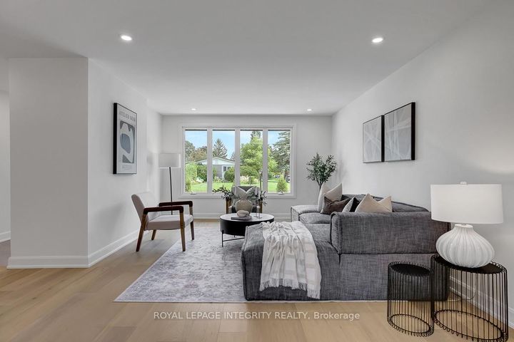 Photo 10 at 8 Brian Crescent, Nepean (Bruce Farm/Graham Park/Qualicum/Bellands), Ottawa