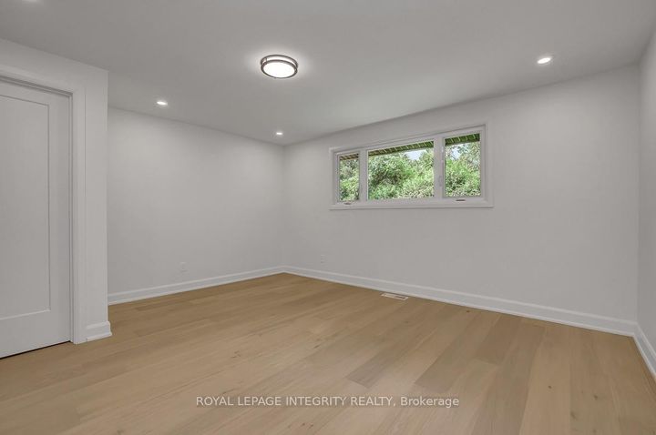 Photo 18 at 8 Brian Crescent, Nepean (Bruce Farm/Graham Park/Qualicum/Bellands), Ottawa