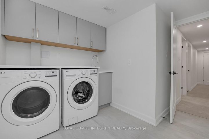 Photo 40 at 8 Brian Crescent, Nepean (Bruce Farm/Graham Park/Qualicum/Bellands), Ottawa
