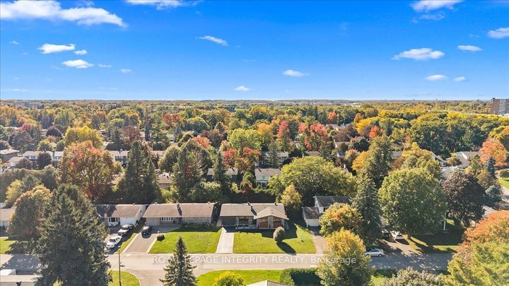 Photo 46 at 8 Brian Crescent, Nepean (Bruce Farm/Graham Park/Qualicum/Bellands), Ottawa