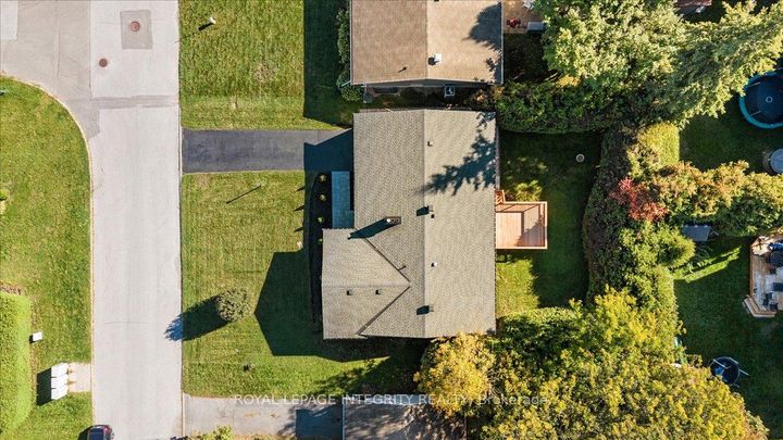 Photo 47 at 8 Brian Crescent, Nepean (Bruce Farm/Graham Park/Qualicum/Bellands), Ottawa