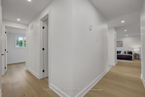 Photo 16 at 8 Brian Crescent, Nepean (Bruce Farm/Graham Park/Qualicum/Bellands), Ottawa