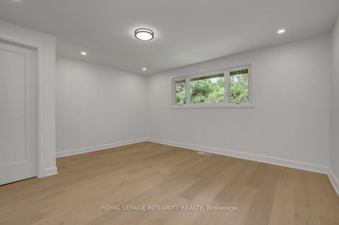 Photo 18 at 8 Brian Crescent, Nepean (Bruce Farm/Graham Park/Qualicum/Bellands), Ottawa