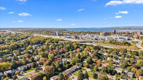 Photo 45 at 8 Brian Crescent, Nepean (Bruce Farm/Graham Park/Qualicum/Bellands), Ottawa