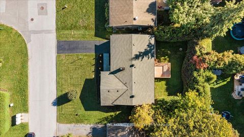 Photo 47 at 8 Brian Crescent, Nepean (Bruce Farm/Graham Park/Qualicum/Bellands), Ottawa