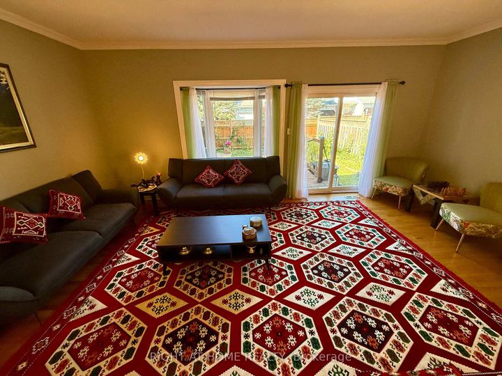 Photo 10 at 43 Wessex Road, Nepean (On the Green), Ottawa