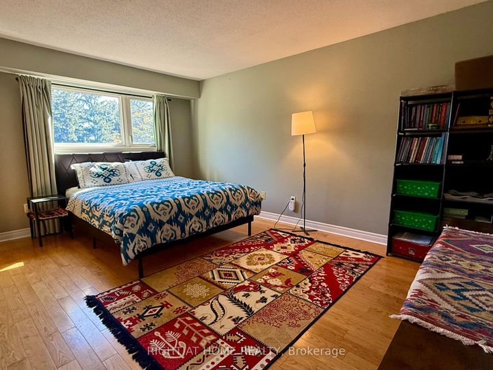 Photo 21 at 43 Wessex Road, Nepean (On the Green), Ottawa