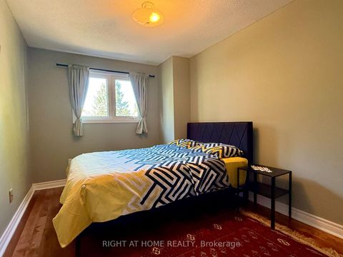 Photo 26 at 43 Wessex Road, Nepean (On the Green), Ottawa