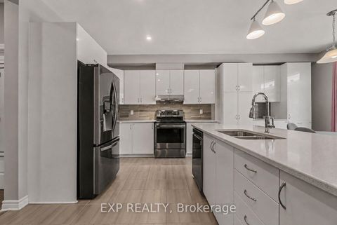 Photo 9 at 719 Cashmere Terrace, Nepean (Heritage Park), Ottawa