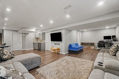Photo 29 at 719 Cashmere Terrace, Nepean (Heritage Park), Ottawa