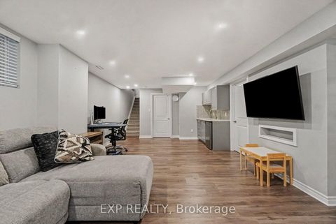 Photo 31 at 719 Cashmere Terrace, Nepean (Heritage Park), Ottawa