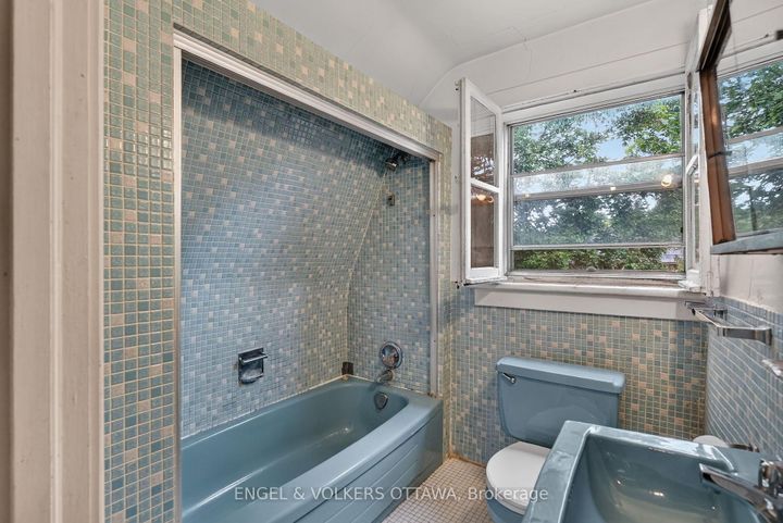 Photo 14 at 9 Geneva Street, Ottawa West, Ottawa