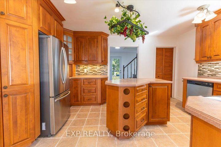 Photo 5 at 5410 Old Richmond Road, Nepean (Fallowfield), Ottawa