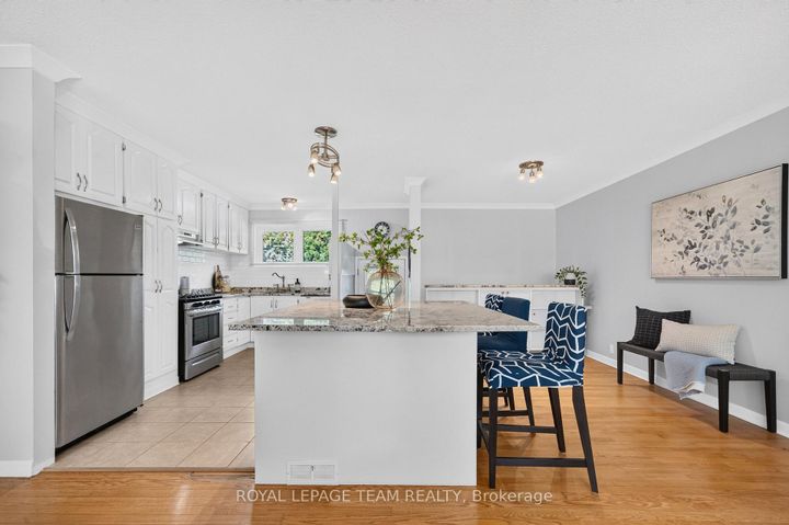 Photo 9 at 21 Elterwater Avenue, Nepean (Crystal Beach), Ottawa