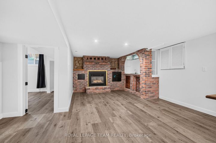 Photo 21 at 21 Elterwater Avenue, Nepean (Crystal Beach), Ottawa