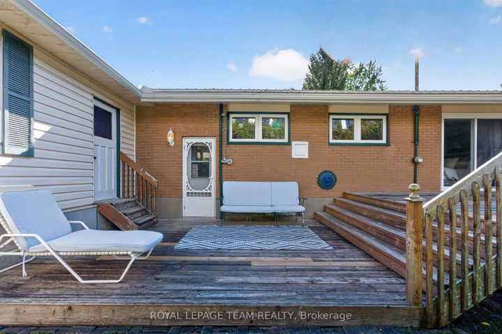 Photo 27 at 21 Elterwater Avenue, Nepean (Crystal Beach), Ottawa