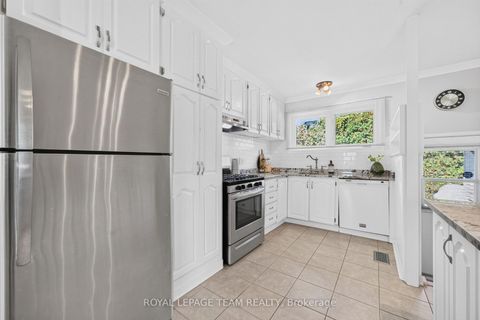 Photo 11 at 21 Elterwater Avenue, Nepean (Crystal Beach), Ottawa