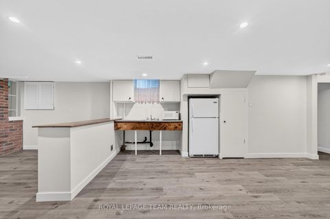 Photo 23 at 21 Elterwater Avenue, Nepean (Crystal Beach), Ottawa