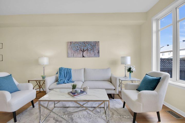 Photo 6 at 152 Calaveras Avenue, Nepean (Longfields), Ottawa