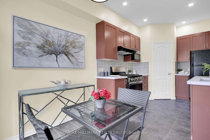 Photo 14 at 152 Calaveras Avenue, Nepean (Longfields), Ottawa