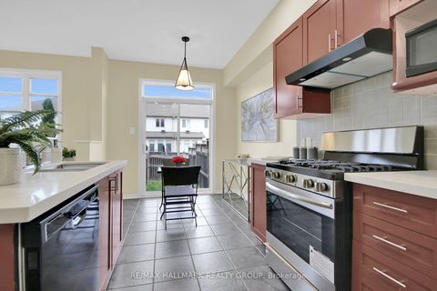 Photo 10 at 152 Calaveras Avenue, Nepean (Longfields), Ottawa