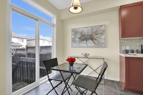 Photo 13 at 152 Calaveras Avenue, Nepean (Longfields), Ottawa