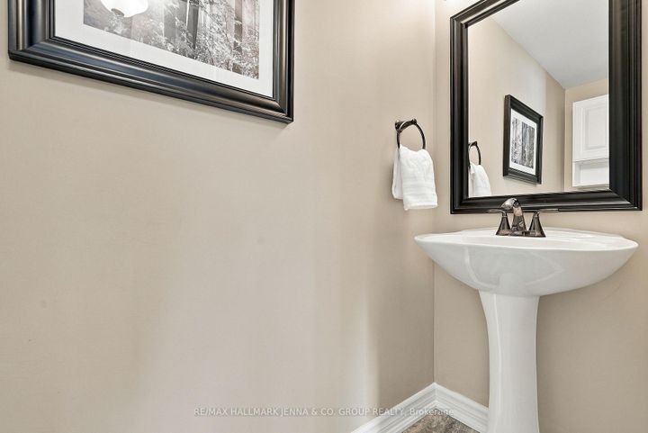 Photo 5 at 2455 Nutgrove Avenue, Nepean (Half Moon Bay), Ottawa