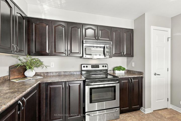 Photo 7 at 2455 Nutgrove Avenue, Nepean (Half Moon Bay), Ottawa