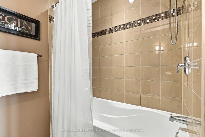 Photo 22 at 2455 Nutgrove Avenue, Nepean (Half Moon Bay), Ottawa