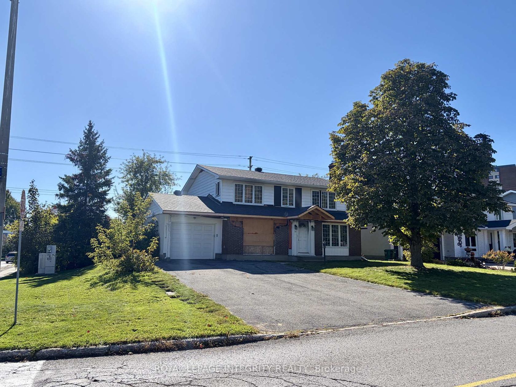 79 Beaver Ridge, Nepean (City View/Skyline/Fisher Heights/Parkwood Hills), Ottawa 