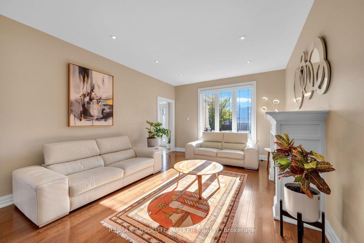 Photo 6 at 25 Goodwin Avenue, Nepean (Borden Farm/Stewart Farm/Carleton Heights/Parkwood Hills), Ottawa
