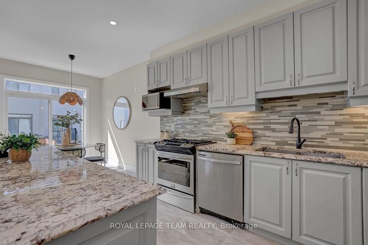 Photo 19 at 721 Megrez Way, Nepean (Half Moon Bay), Ottawa