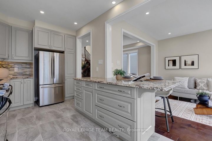 Photo 21 at 721 Megrez Way, Nepean (Half Moon Bay), Ottawa