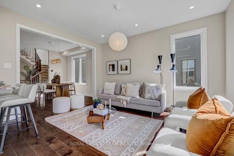 Photo 16 at 721 Megrez Way, Nepean (Half Moon Bay), Ottawa