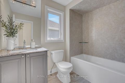 Photo 43 at 721 Megrez Way, Nepean (Half Moon Bay), Ottawa