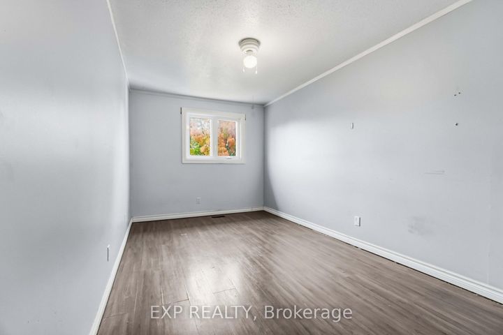 Photo 17 at 7 Fulham Court, Nepean (On the Green), Ottawa