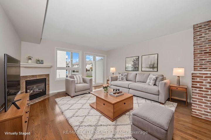 Photo 12 at 900 Longfields Drive, Nepean (Longfields), Ottawa