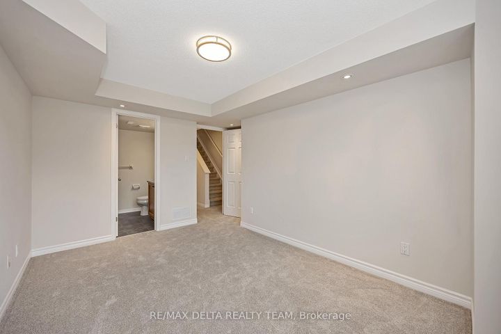Photo 24 at 900 Longfields Drive, Nepean (Longfields), Ottawa