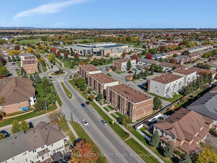 Photo 31 at 900 Longfields Drive, Nepean (Longfields), Ottawa