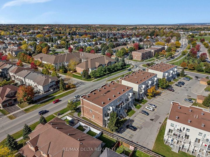 Photo 33 at 900 Longfields Drive, Nepean (Longfields), Ottawa