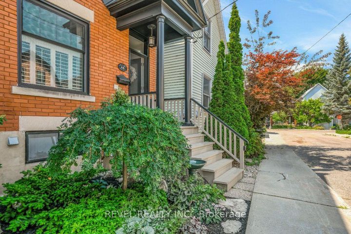 Photo 1 at 46 Newton Street, Glebe, Ottawa