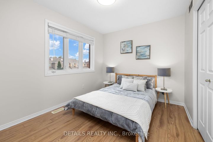 Photo 27 at 106 Woodgate Way, Nepean (Longfields), Ottawa