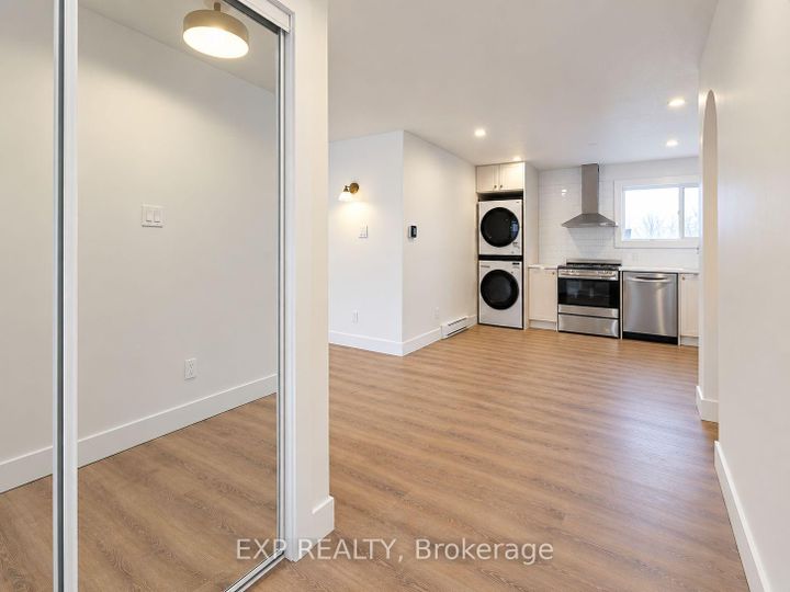 Photo 5 at 1136 Deer Park Road, Nepean (City View/Skyline/Fisher Heights/Parkwood Hills), Ottawa