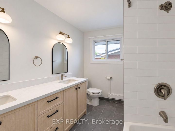 Photo 8 at 1136 Deer Park Road, Nepean (City View/Skyline/Fisher Heights/Parkwood Hills), Ottawa