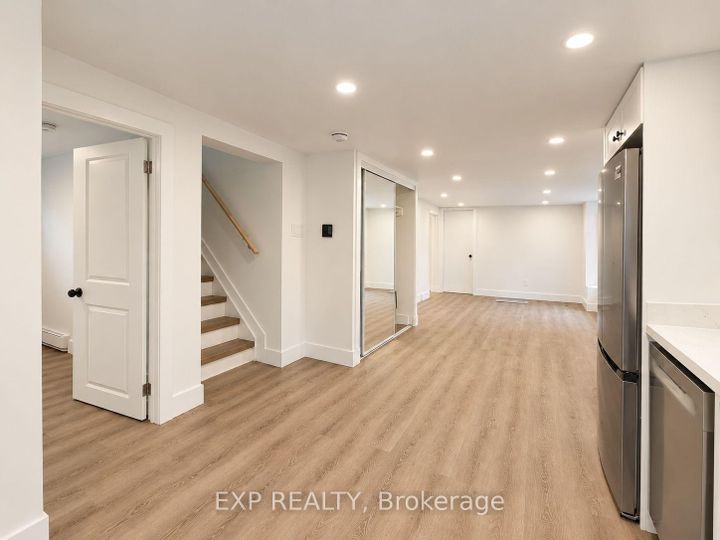 Photo 16 at 1136 Deer Park Road, Nepean (City View/Skyline/Fisher Heights/Parkwood Hills), Ottawa