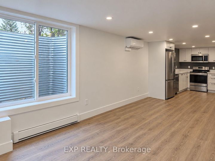 Photo 17 at 1136 Deer Park Road, Nepean (City View/Skyline/Fisher Heights/Parkwood Hills), Ottawa