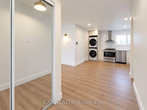Photo 5 at 1136 Deer Park Road, Nepean (City View/Skyline/Fisher Heights/Parkwood Hills), Ottawa